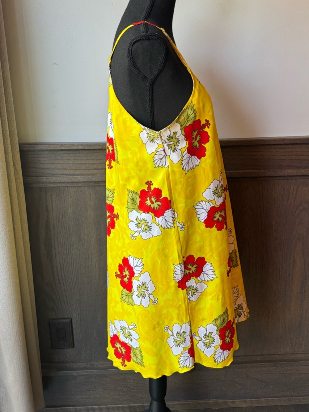 Rima beachwear Yellow Floral Slip Dress with Red & White Blooms Large - Picture 4 of 8